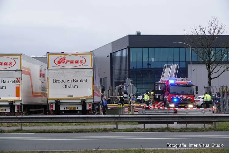 Grote brand bij bakkerij Braas in Obdam