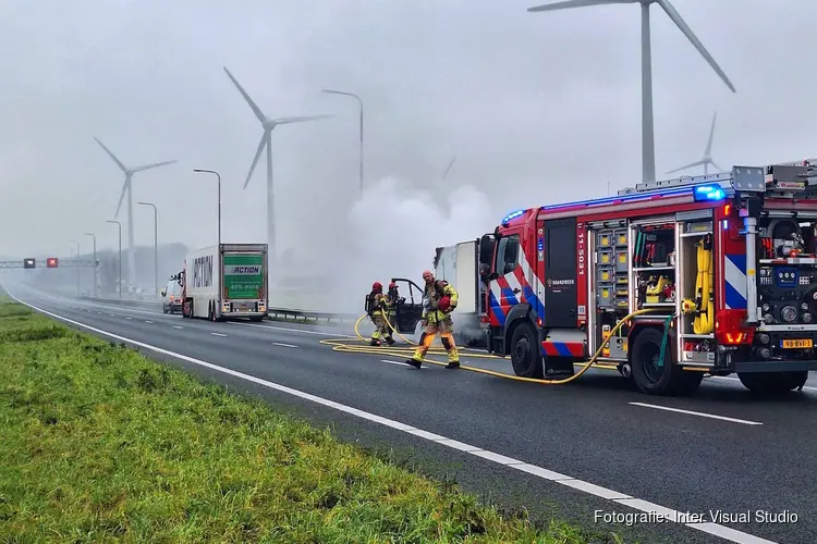 Bakwagen van visboer in brand op A7