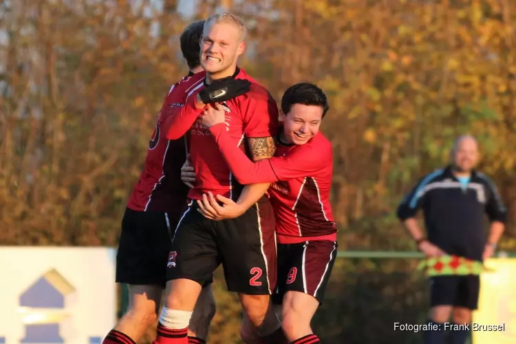 St. George-topscorer Dave Laan hangt, met pijn in het hart, de voetbalschoenen aan de wilgen