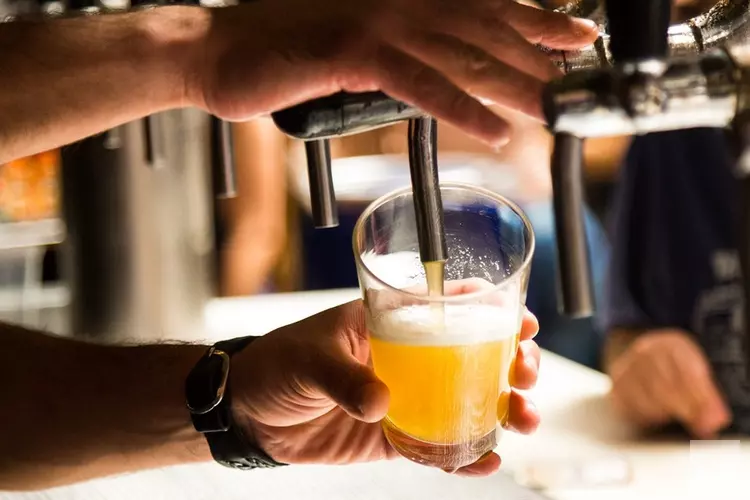 Grotere daling alcohol- of drugsvergiftiging onder minderjarigen in West-Friesland