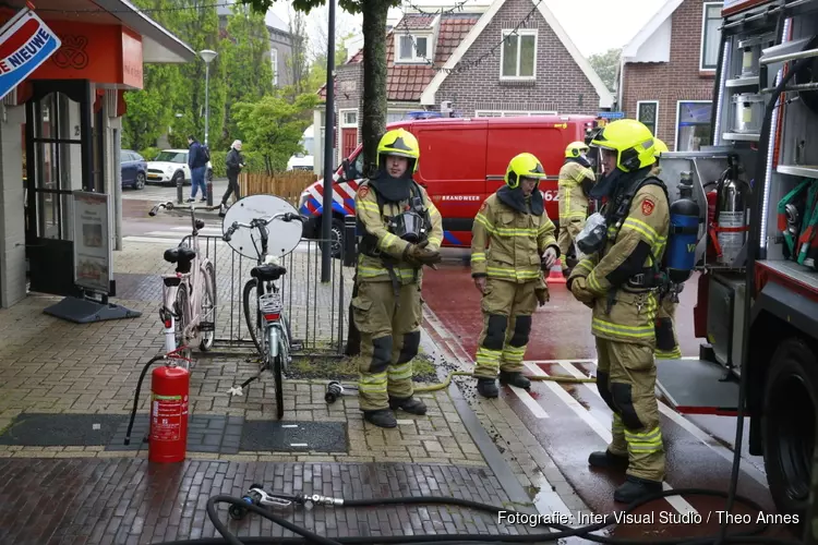 Brandje in viswinkel Obdam snel onder controle