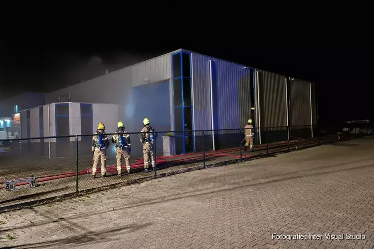 Brand in loods van timmerbedrijf in De Goorn